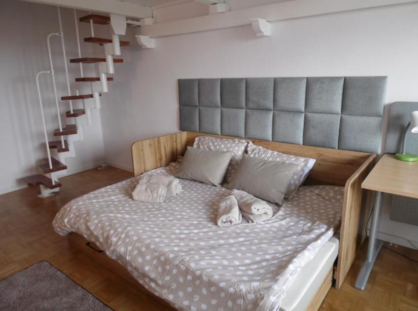 Mezzanine Appartment Breslau Exterior foto